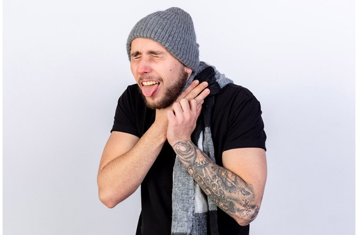 Tam Tıkanması Olan Yetişkin Birine Hemlich Manevrası Nasıl Yapılır? Tam Tıkanması Olan Yetişkin Birine Hemlich Manevrası Nasıl Yapılır?