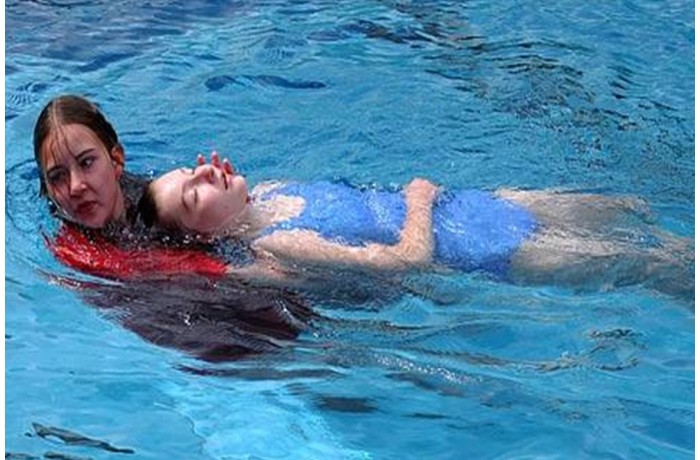 Suda boğulmalarda ilkyardım nasıl olmalıdır? Suda boğulmalarda ilkyardım nasıl olmalıdır?